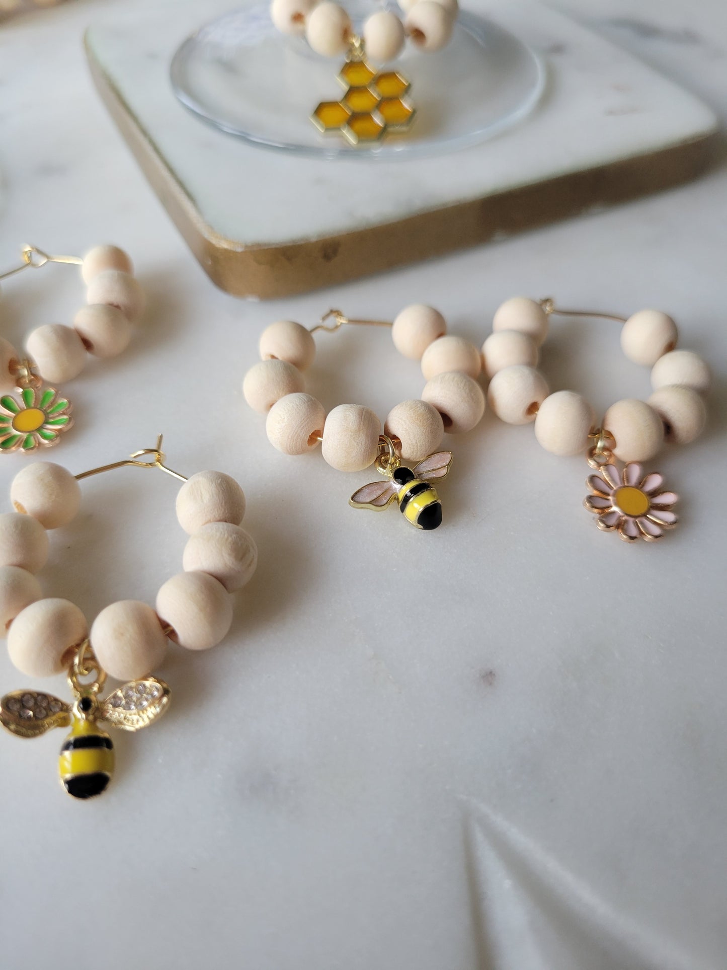 Let It Bee Wine Charms (Set of 8: Large)