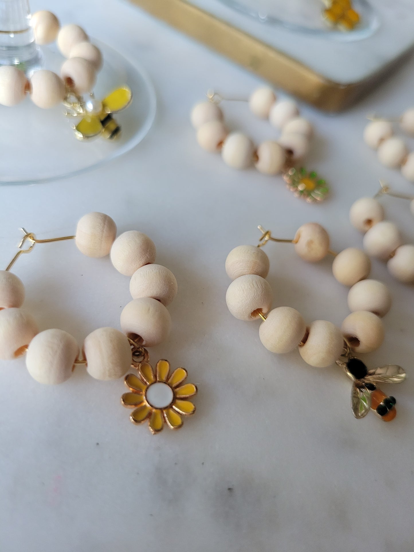 Let It Bee Wine Charms (Set of 8: Large)