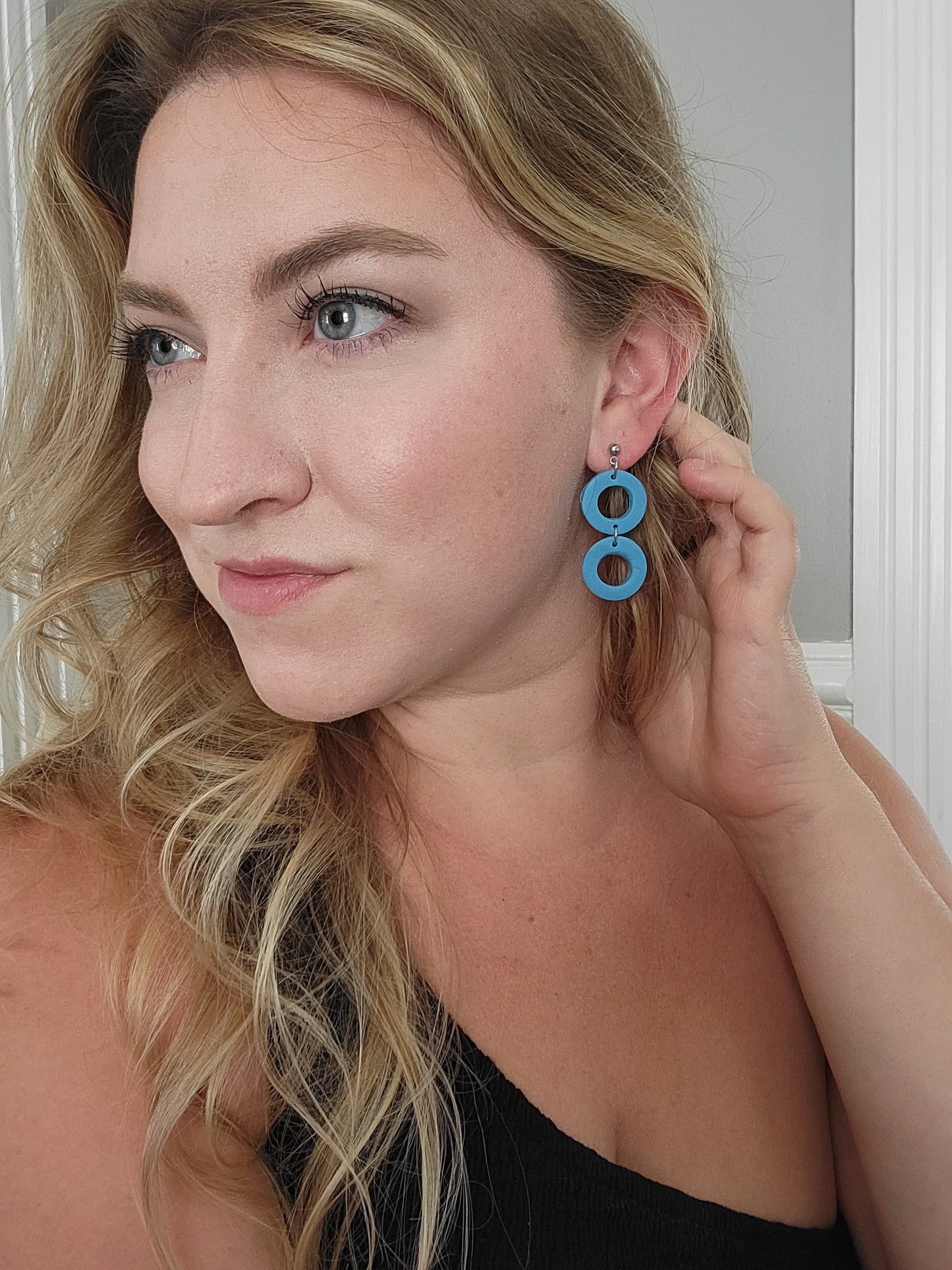Oasis Clay Earrings: Black