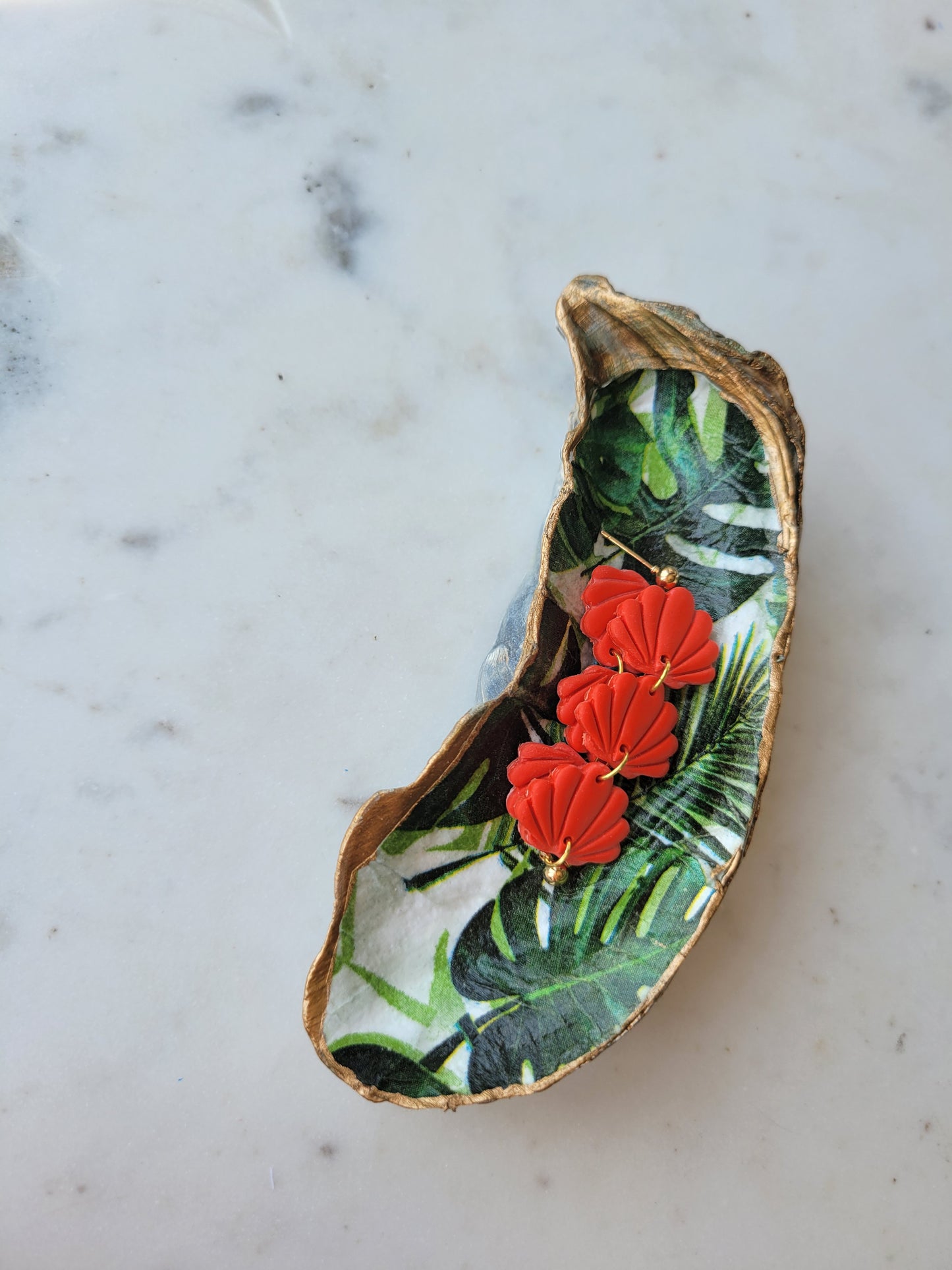 Oyster Shell Trinket Dish: Monstera
