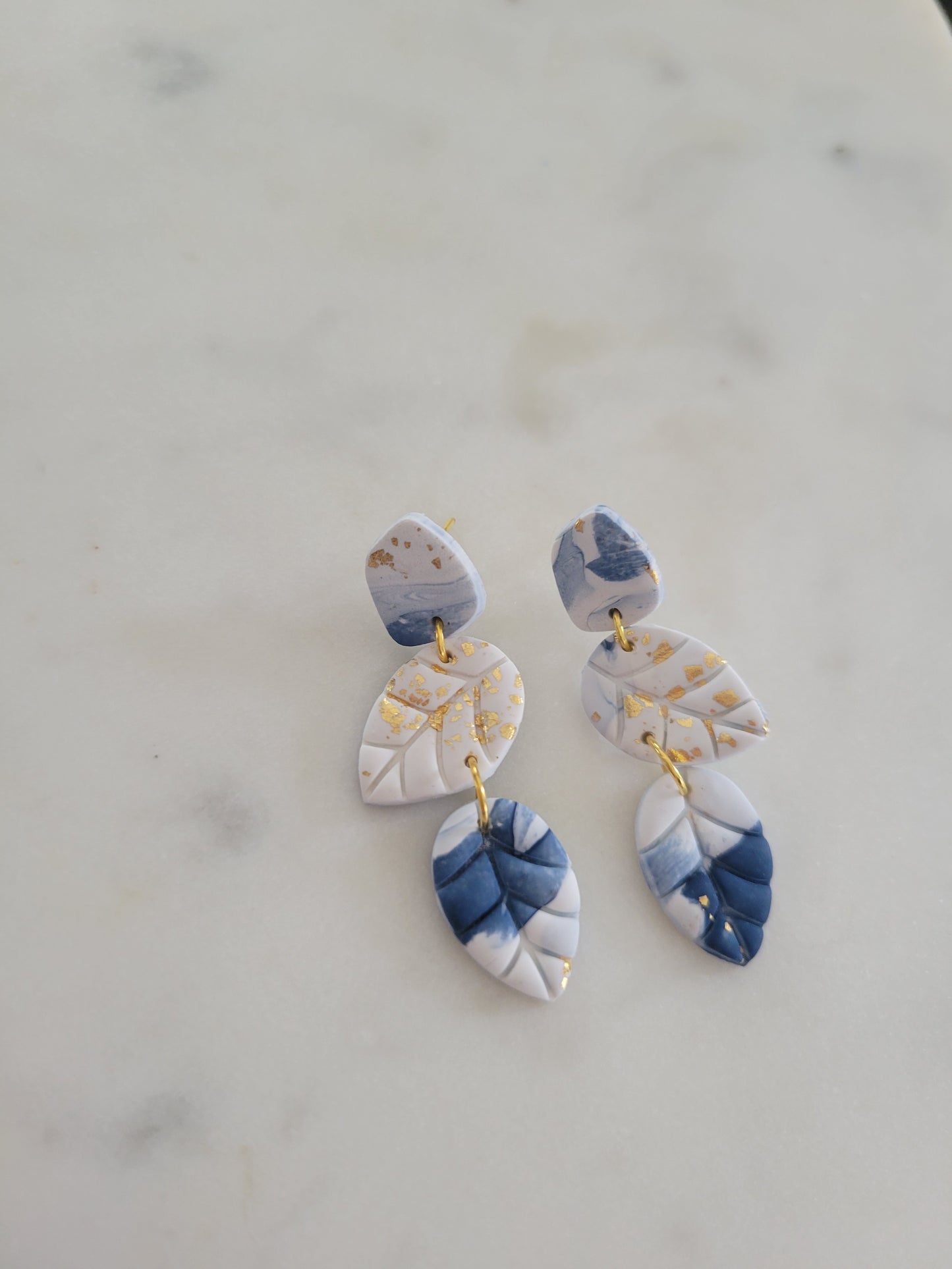 Megan : Blue & White