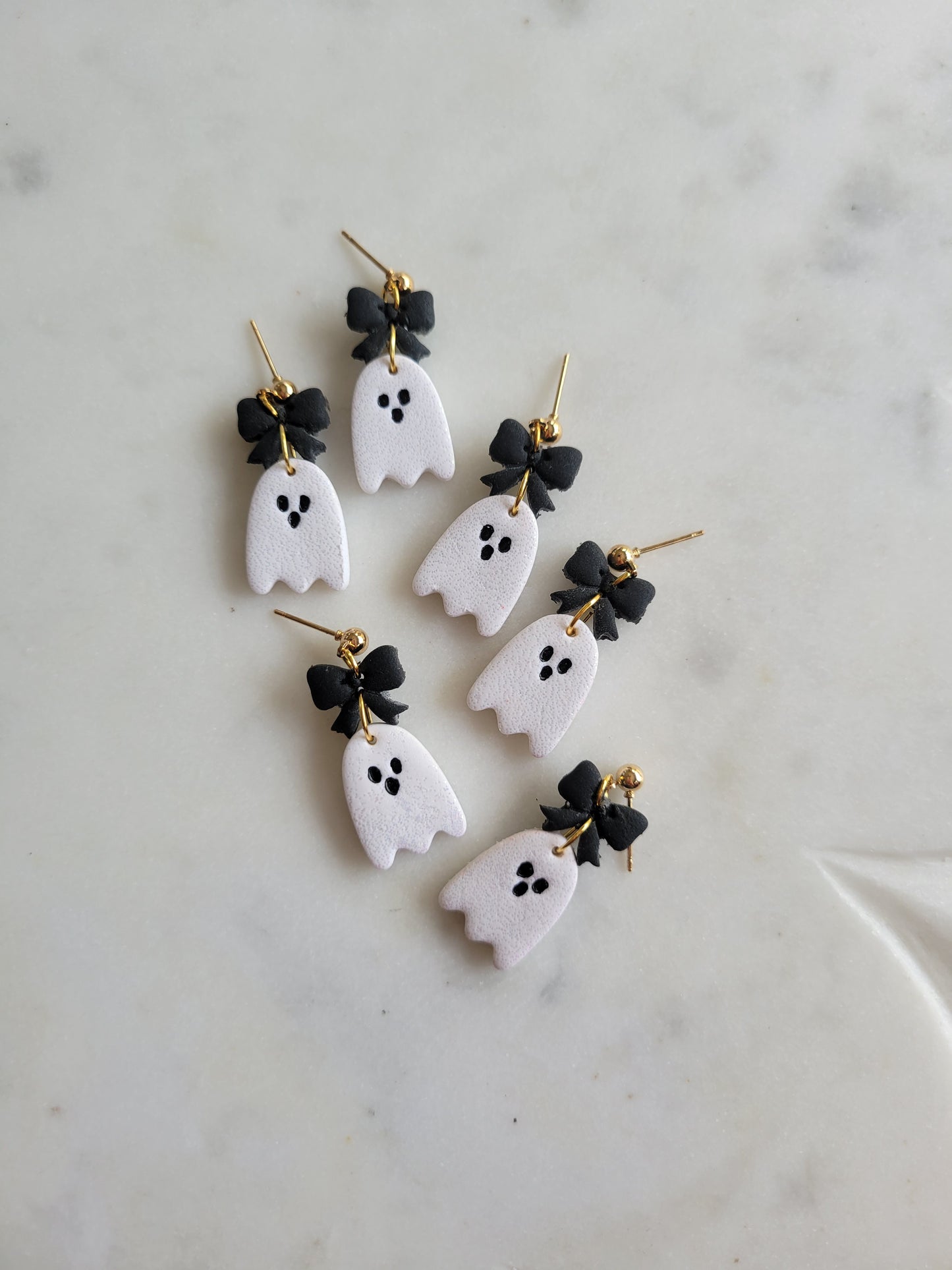 Ghosties in Bows
