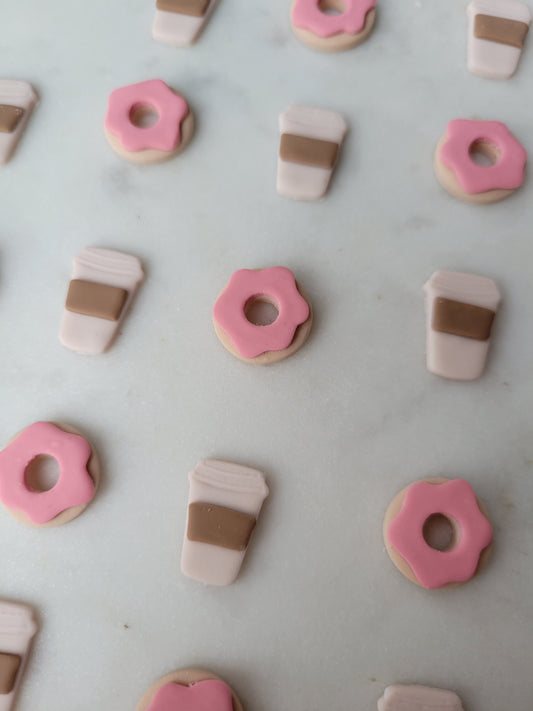 Donut Studs : Pink or Vanilla