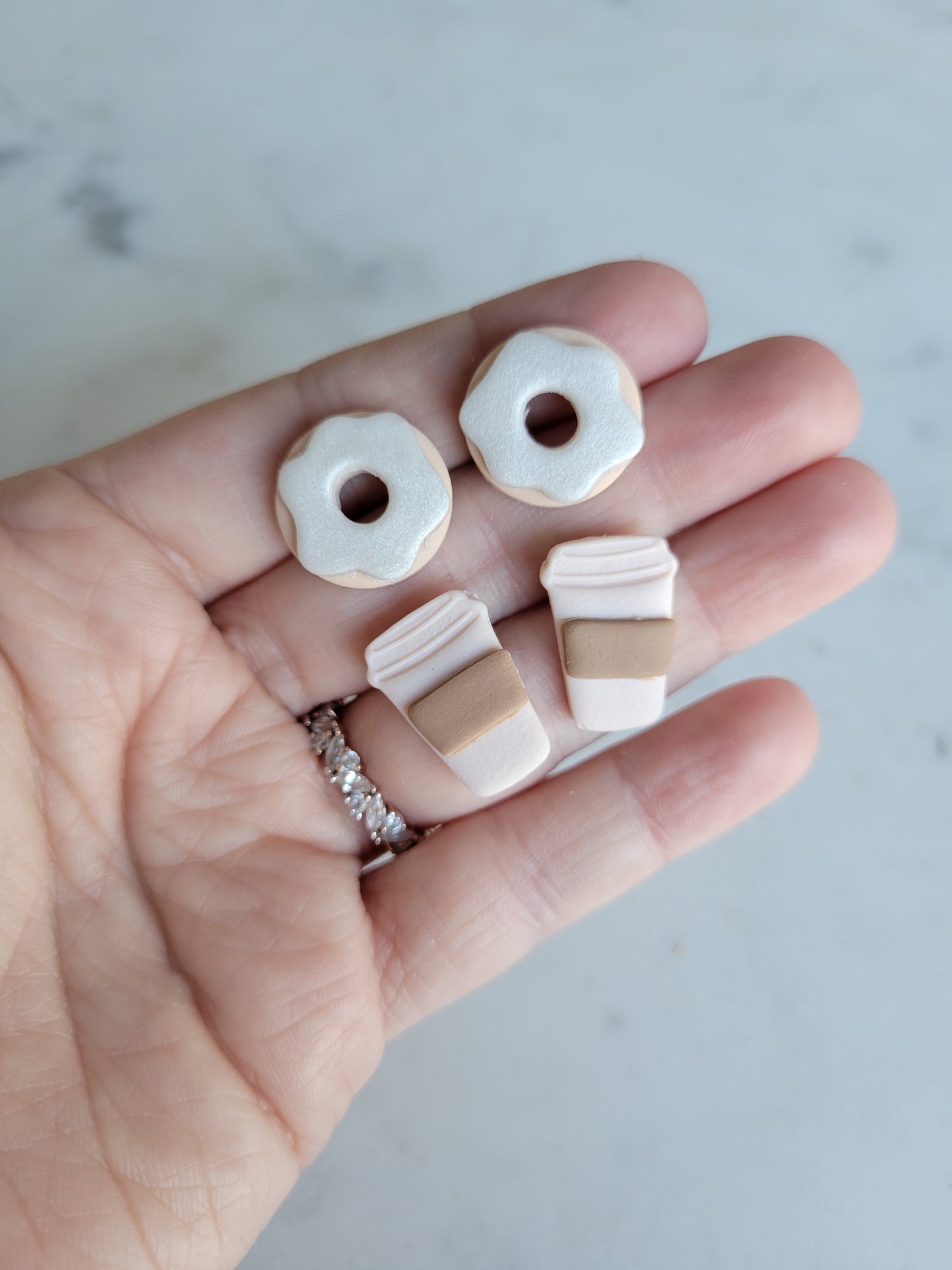 Donut Studs : Pink or Vanilla