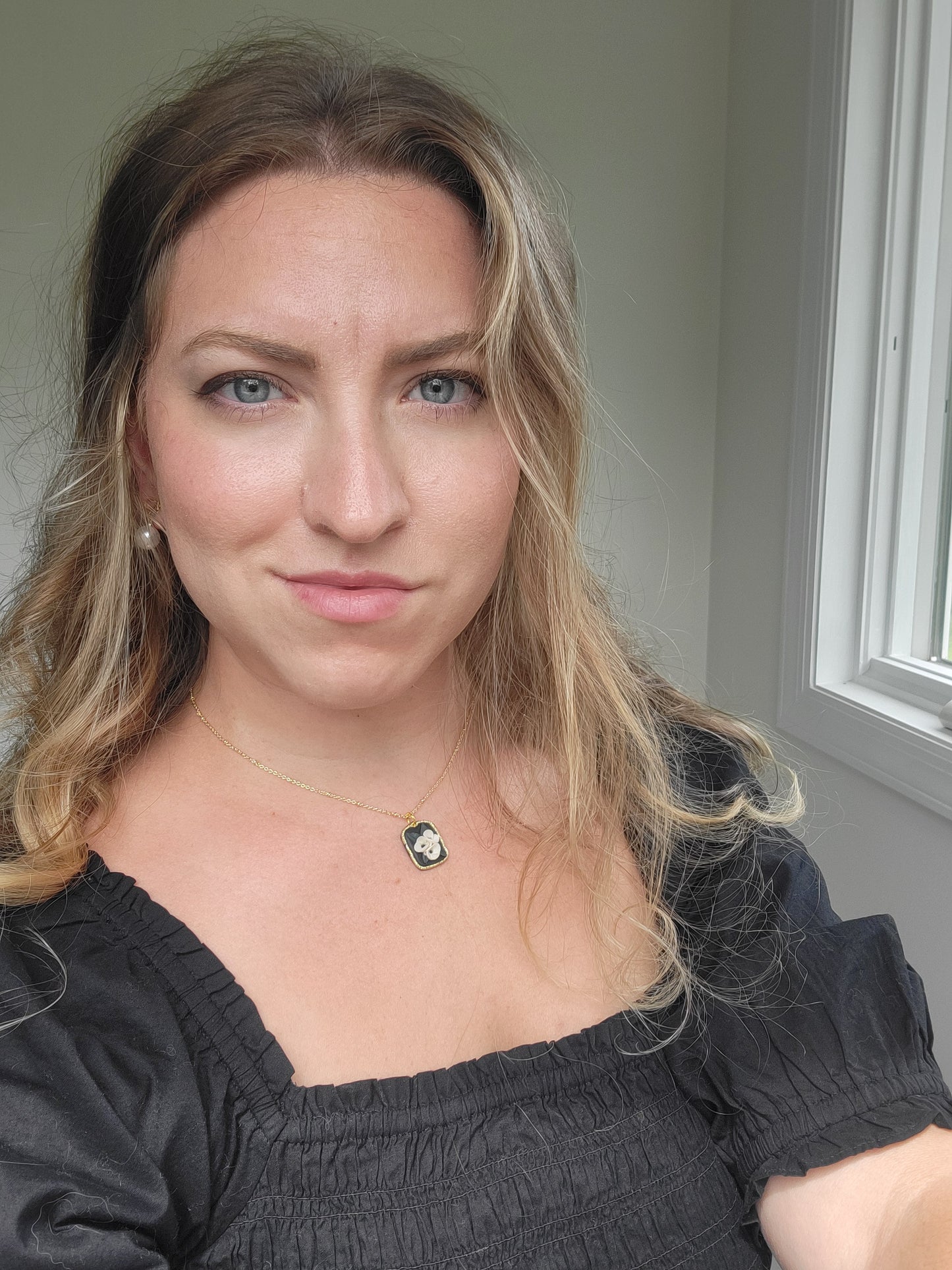 Audrey : Black and Cream Handcrafted Floral Necklaces