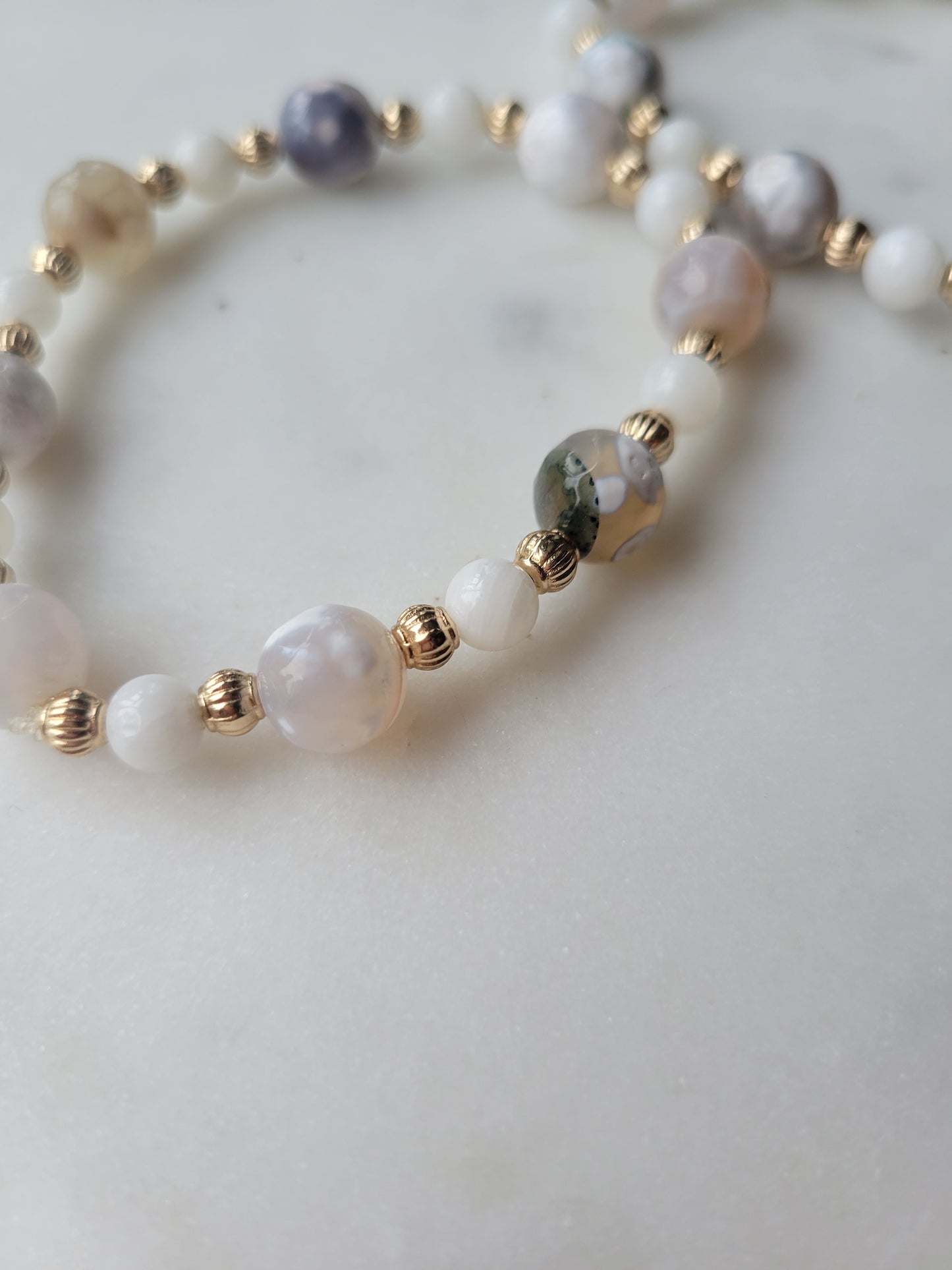 Agate & Shell Beaded Bracelet