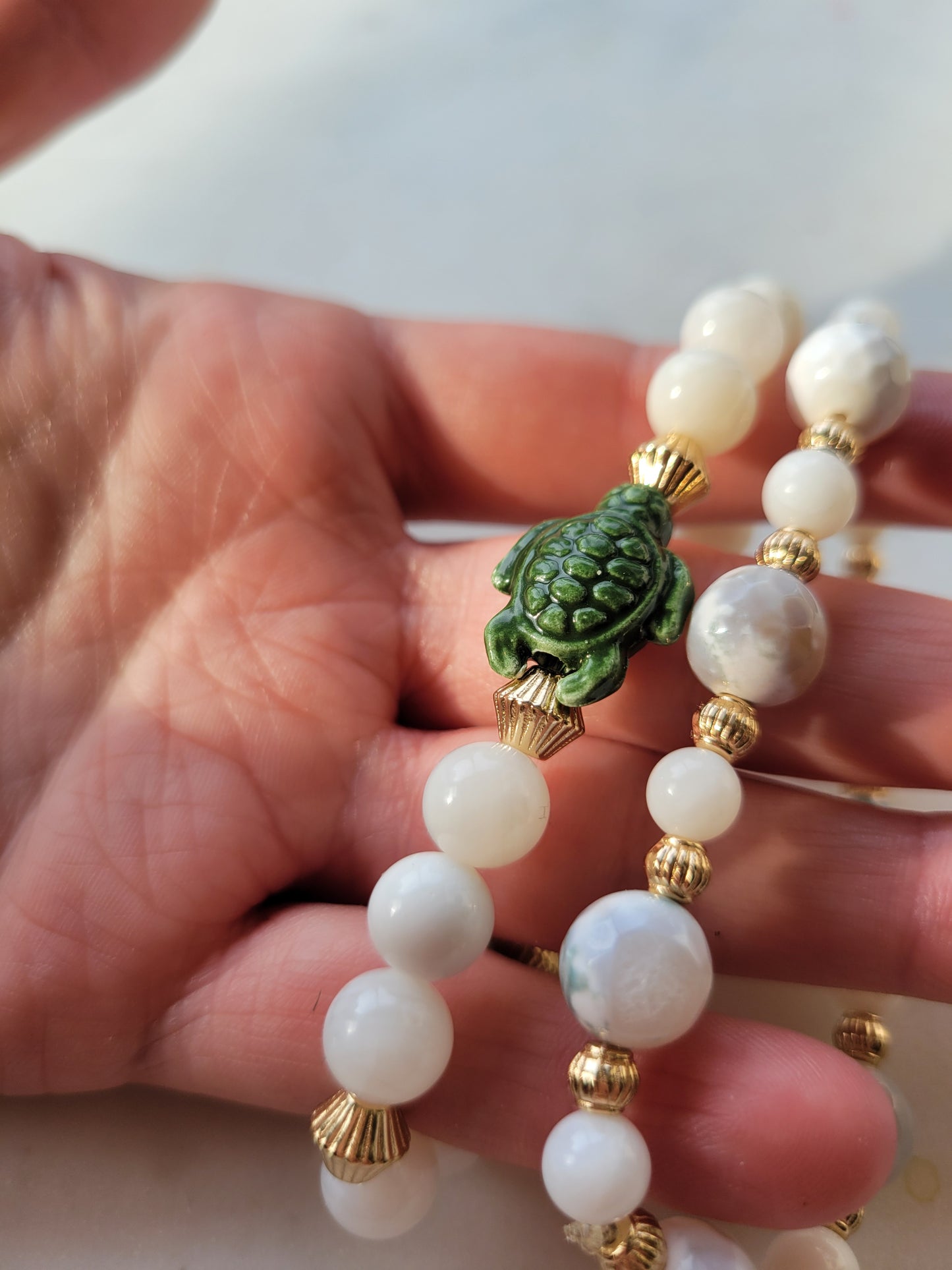 Agate & Shell Beaded Bracelet