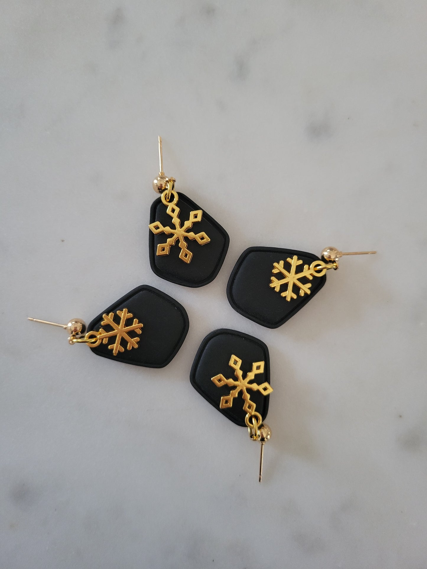 Alexis : Brass Snowflakes