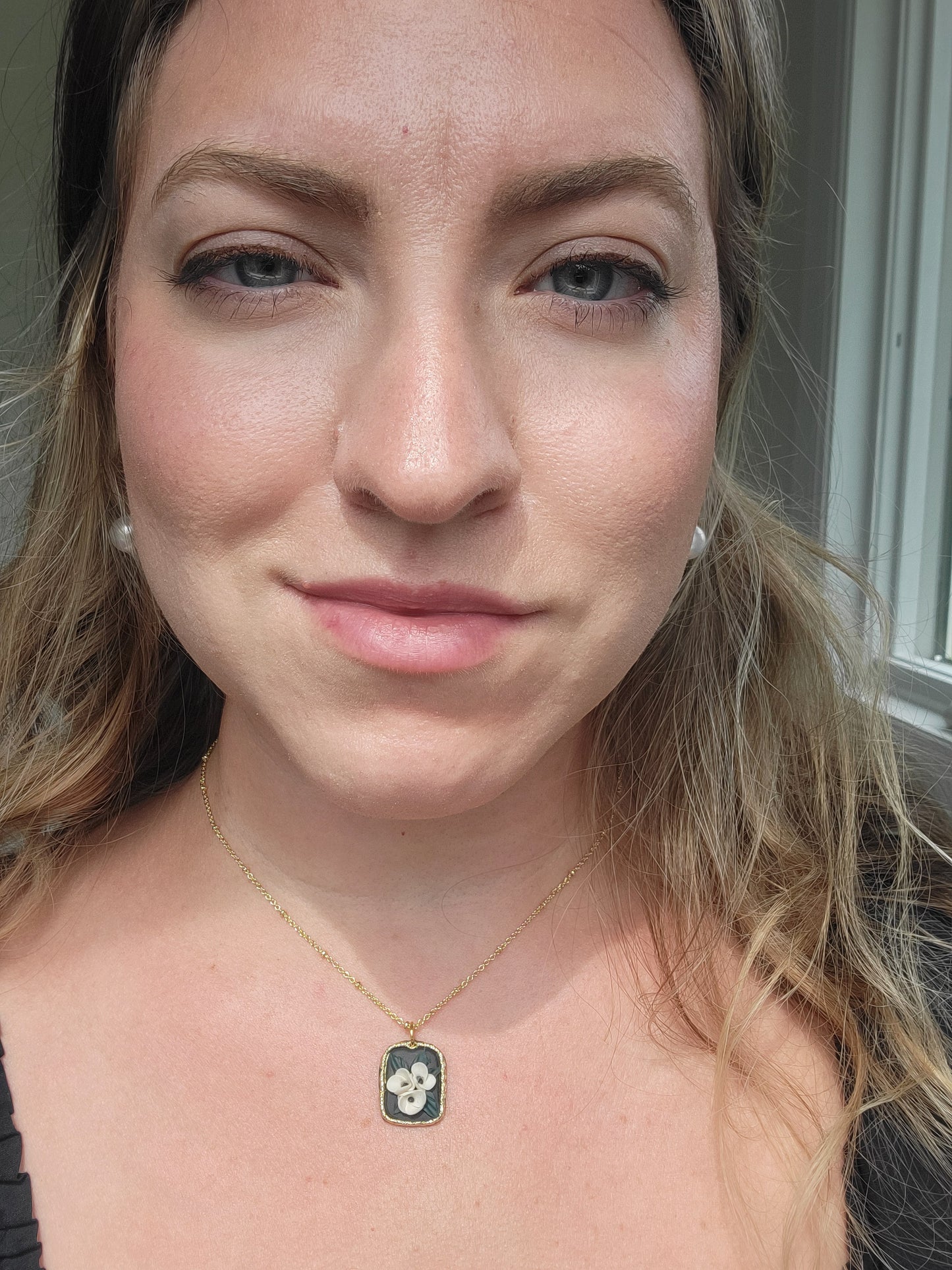 Audrey : Black and Cream Handcrafted Floral Necklaces