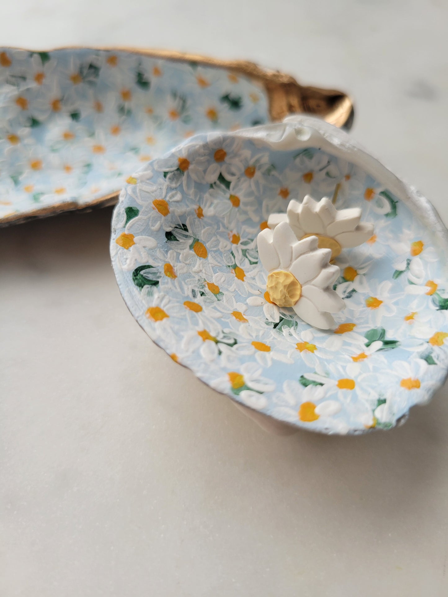 Classic Daisy Studs