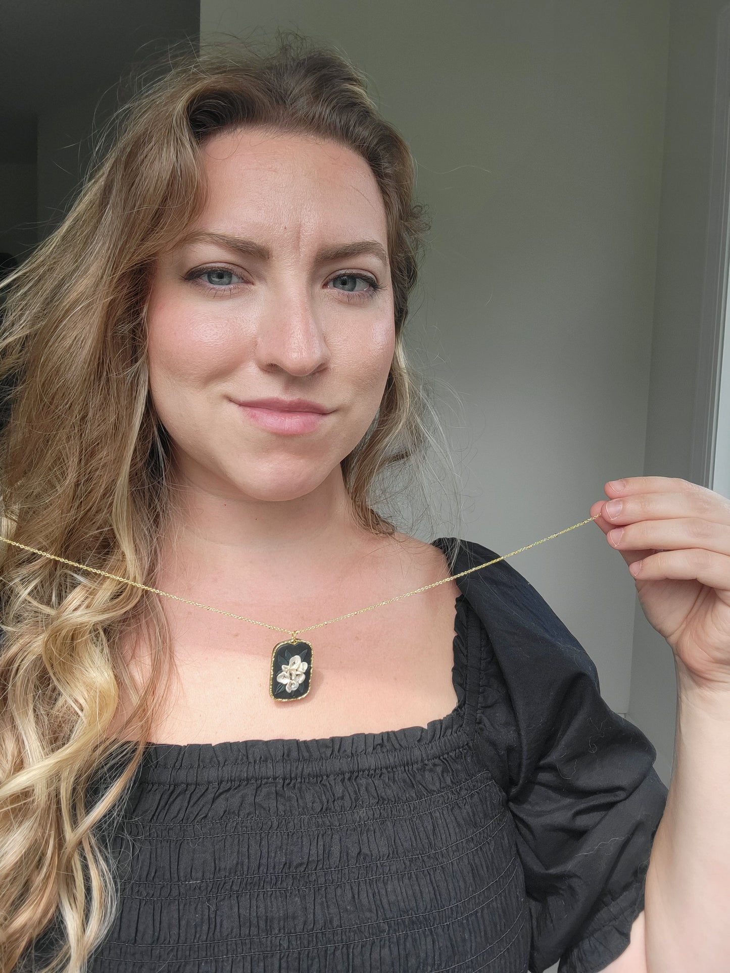 Audrey : Black and Cream Handcrafted Floral Necklaces