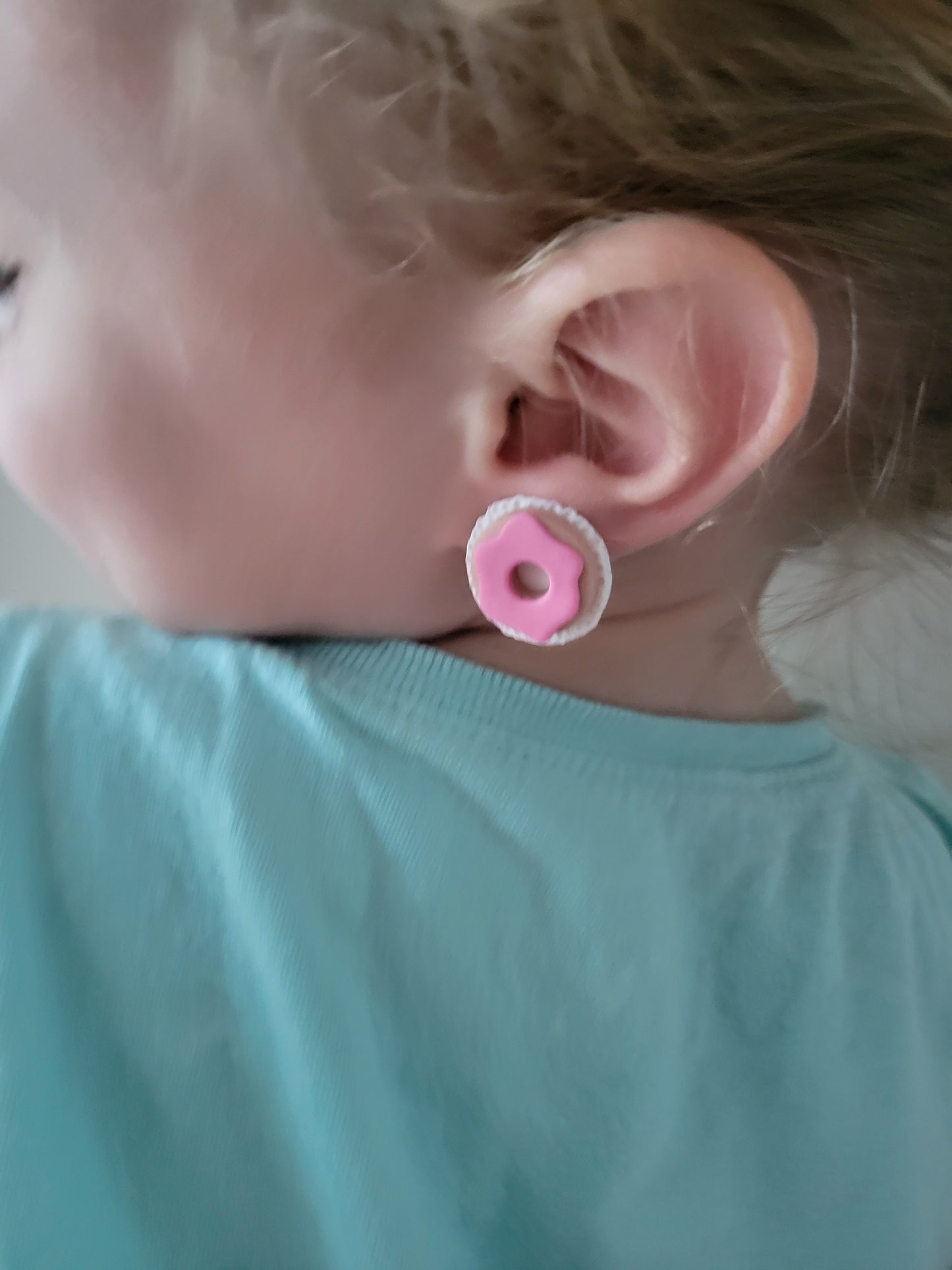 Clip On Donuts
