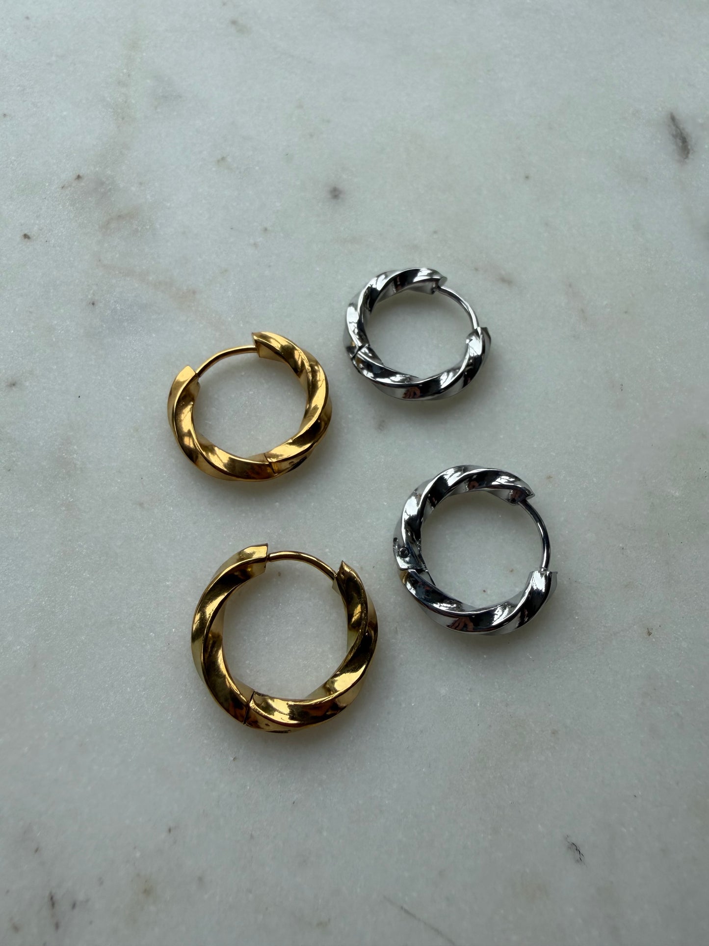 Delta : Round Twist (Style 3) Tarnish Resistant Hoops for Interchangeable Charms (Copy)