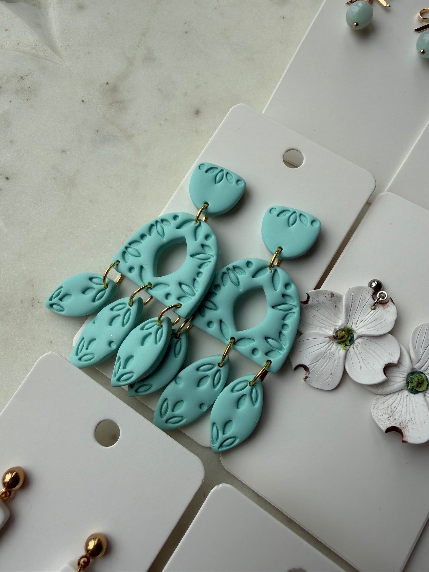Floral Bestsellers Wholesale Bundle - MSRP: $350