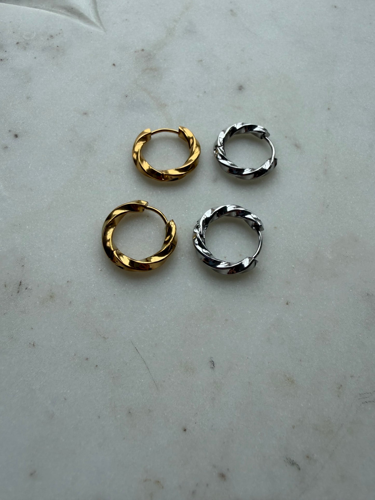 Delta : Round Twist (Style 3) Tarnish Resistant Hoops for Interchangeable Charms (Copy)