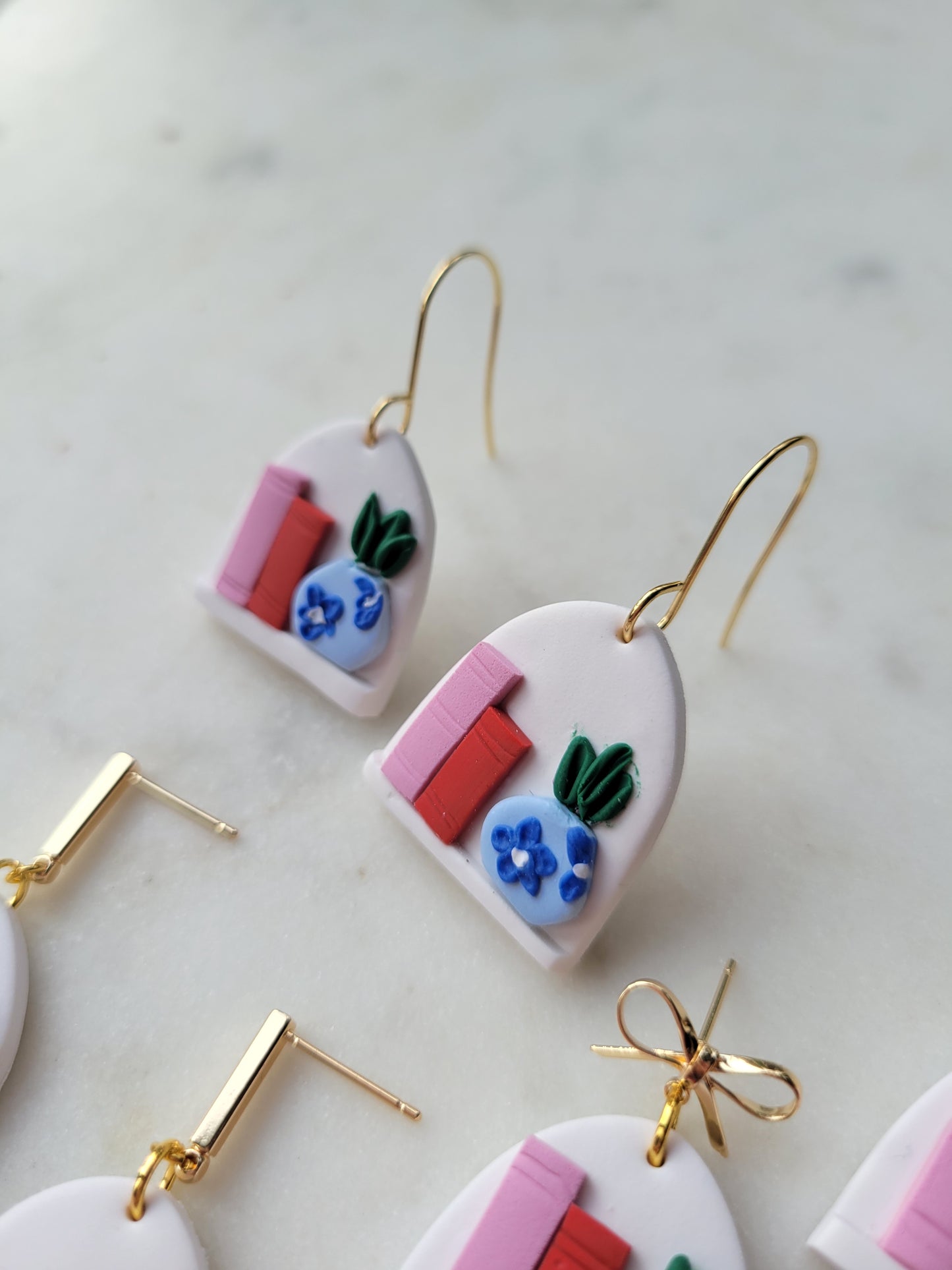 Books & Plants: Whimsical & Bright (Medium)