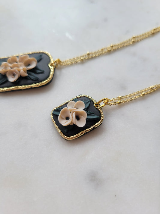 Audrey : Black and Cream Handcrafted Floral Necklaces