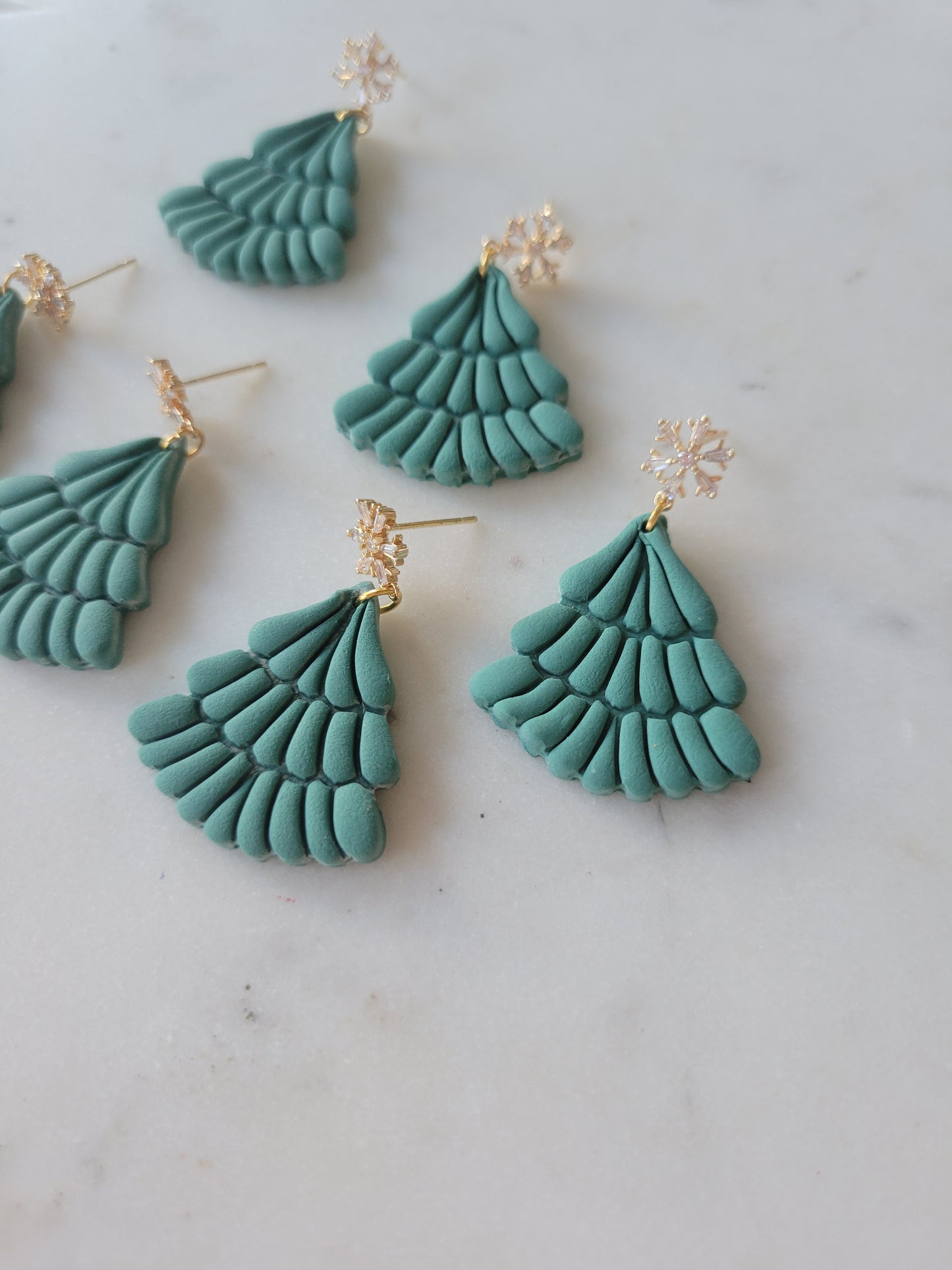 Hazel : Snowflake Tree Earring