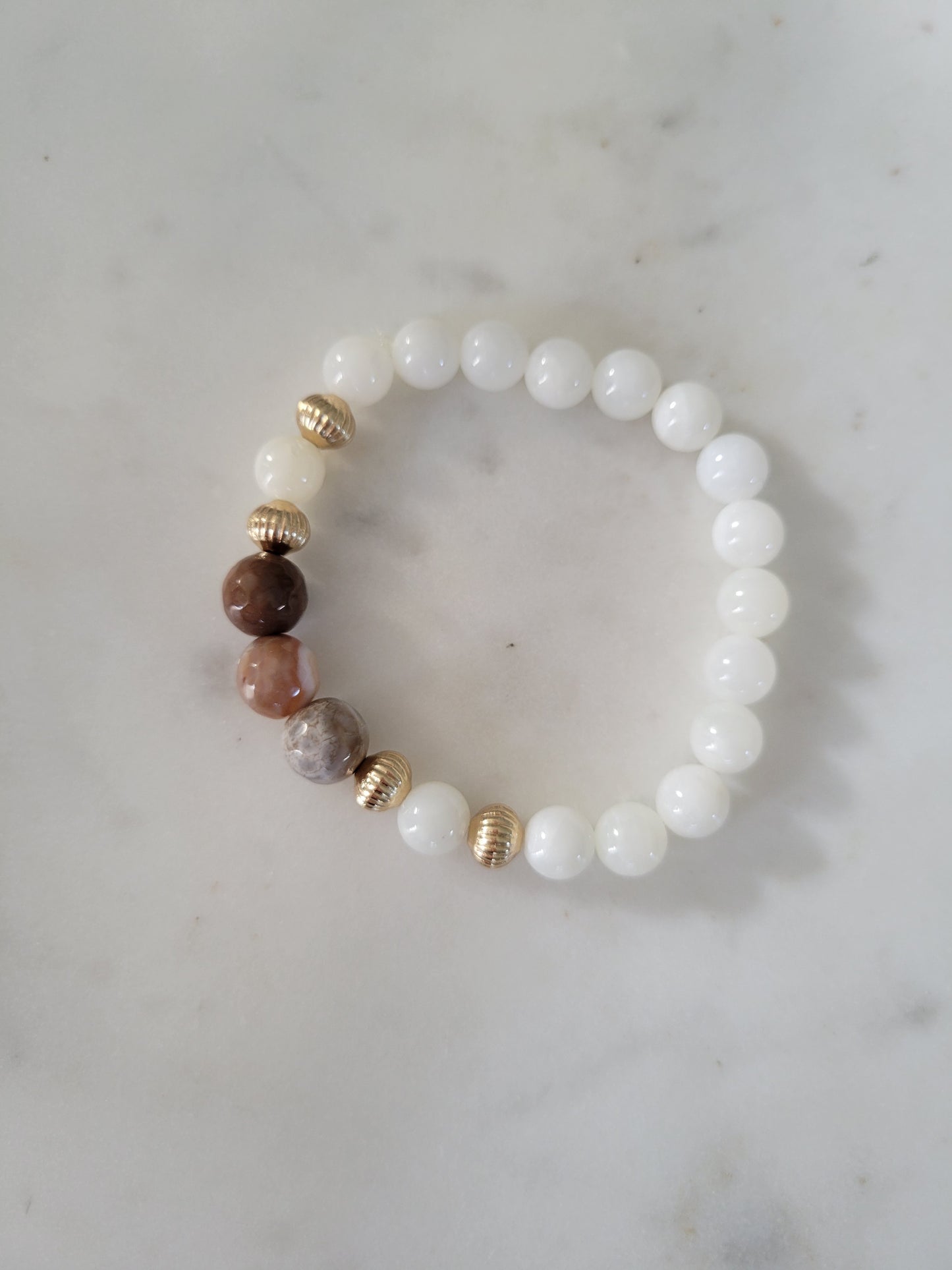 Agate & Shell Beaded Bracelet